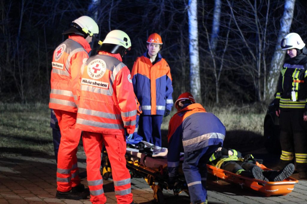 Jugendfeuerwehr übt den Ernstfall