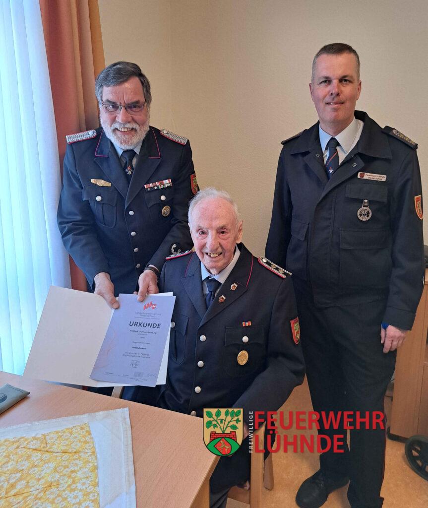 Heinz Ziesenis: 75 Jahre in der Lühnder Wehr